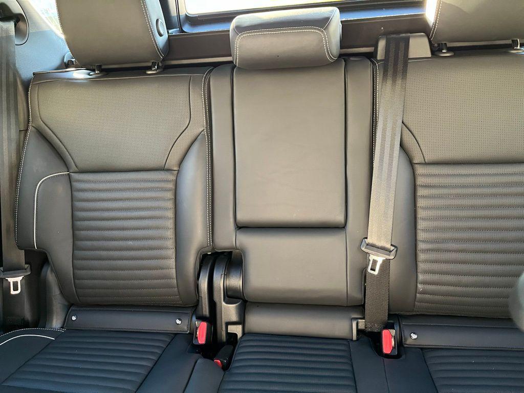 new 2024 Land Rover Discovery car, priced at $72,968