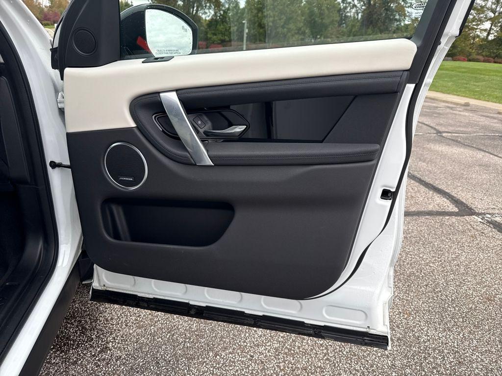 new 2024 Land Rover Discovery Sport car, priced at $46,713