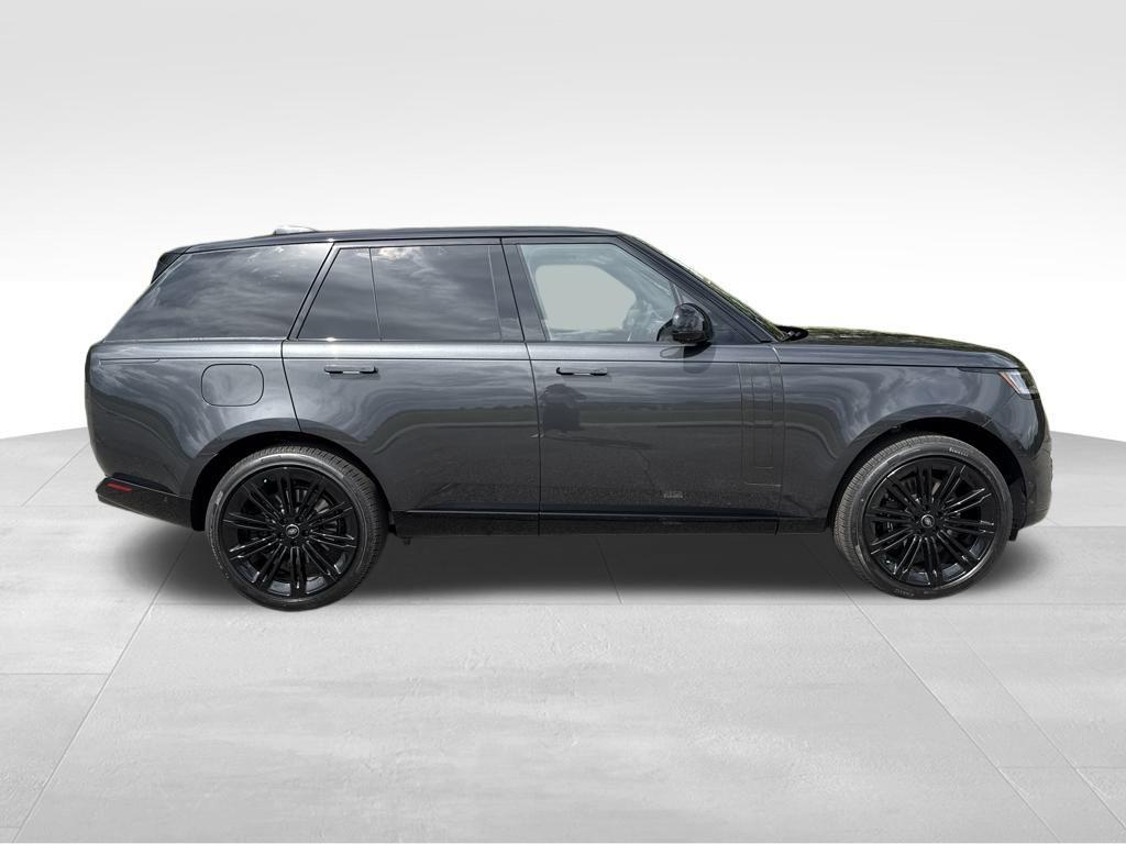 new 2025 Land Rover Range Rover car, priced at $152,105