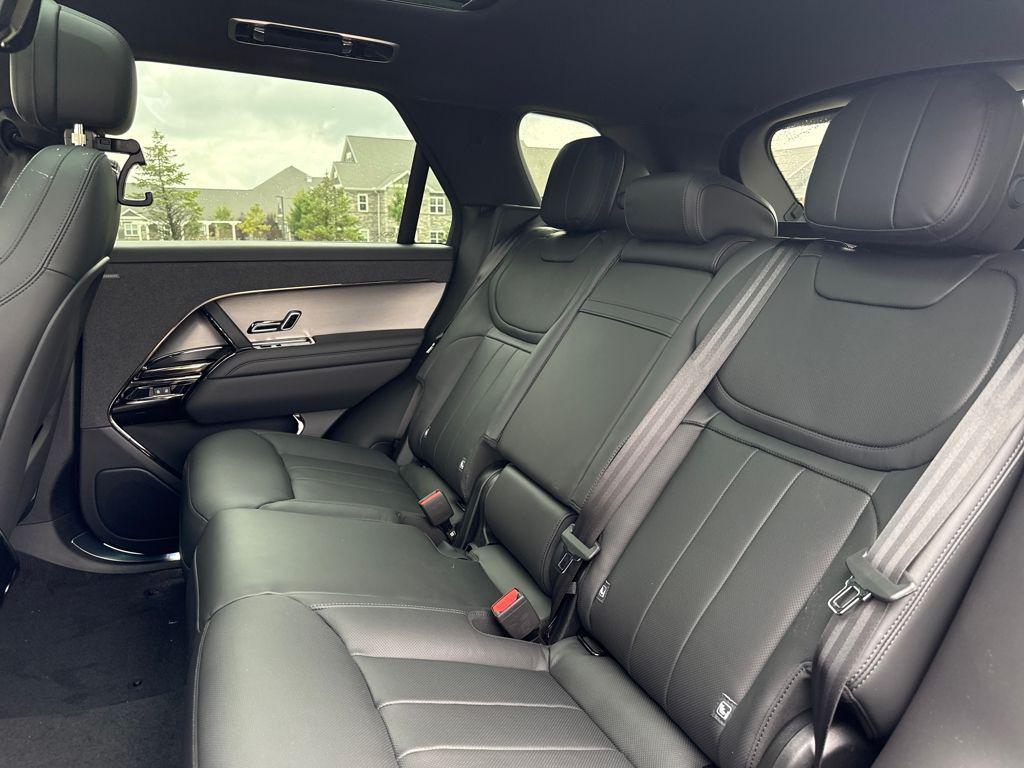 new 2025 Land Rover Range Rover Sport car, priced at $92,730
