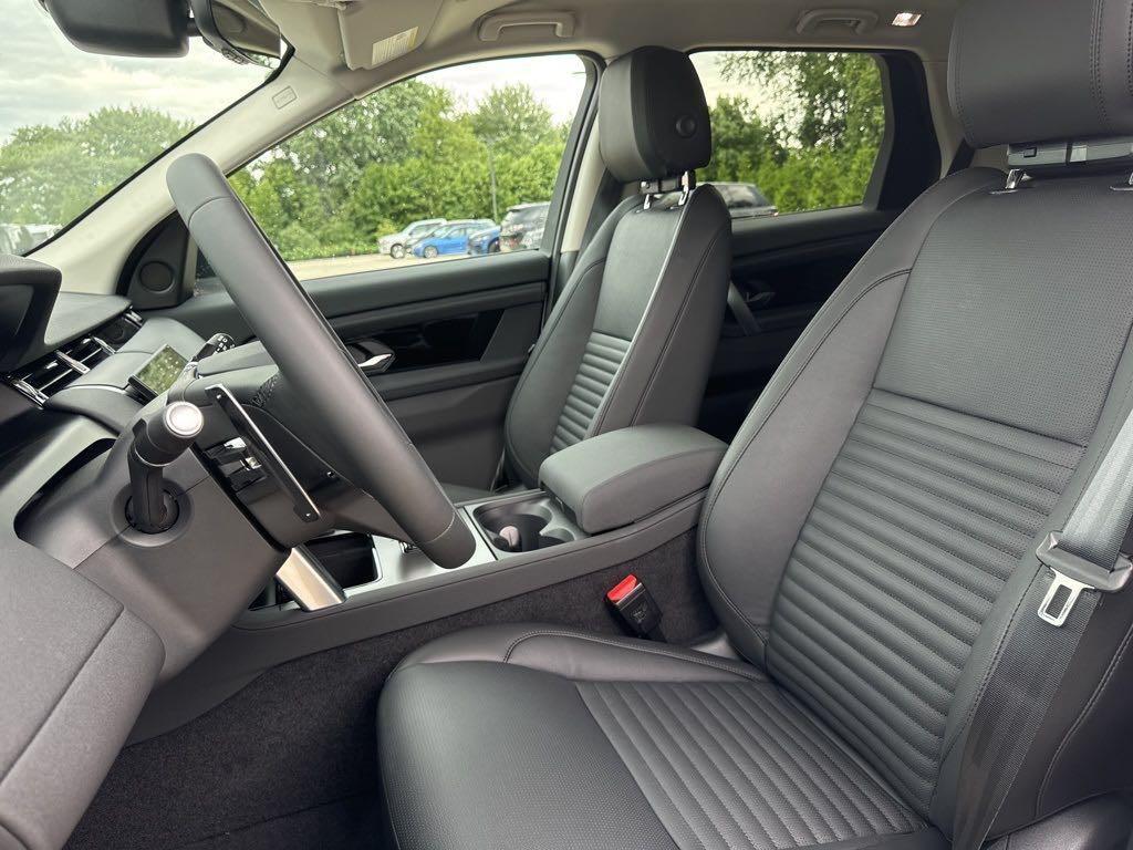 new 2024 Land Rover Discovery Sport car, priced at $38,948