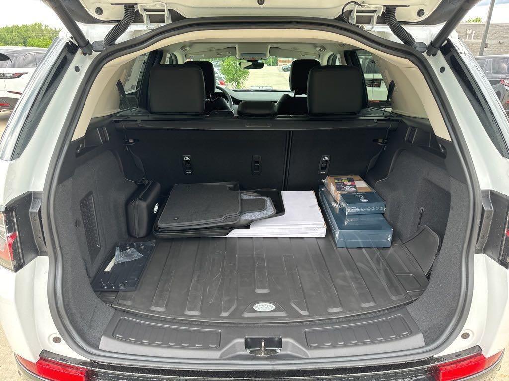 new 2024 Land Rover Discovery Sport car, priced at $38,948