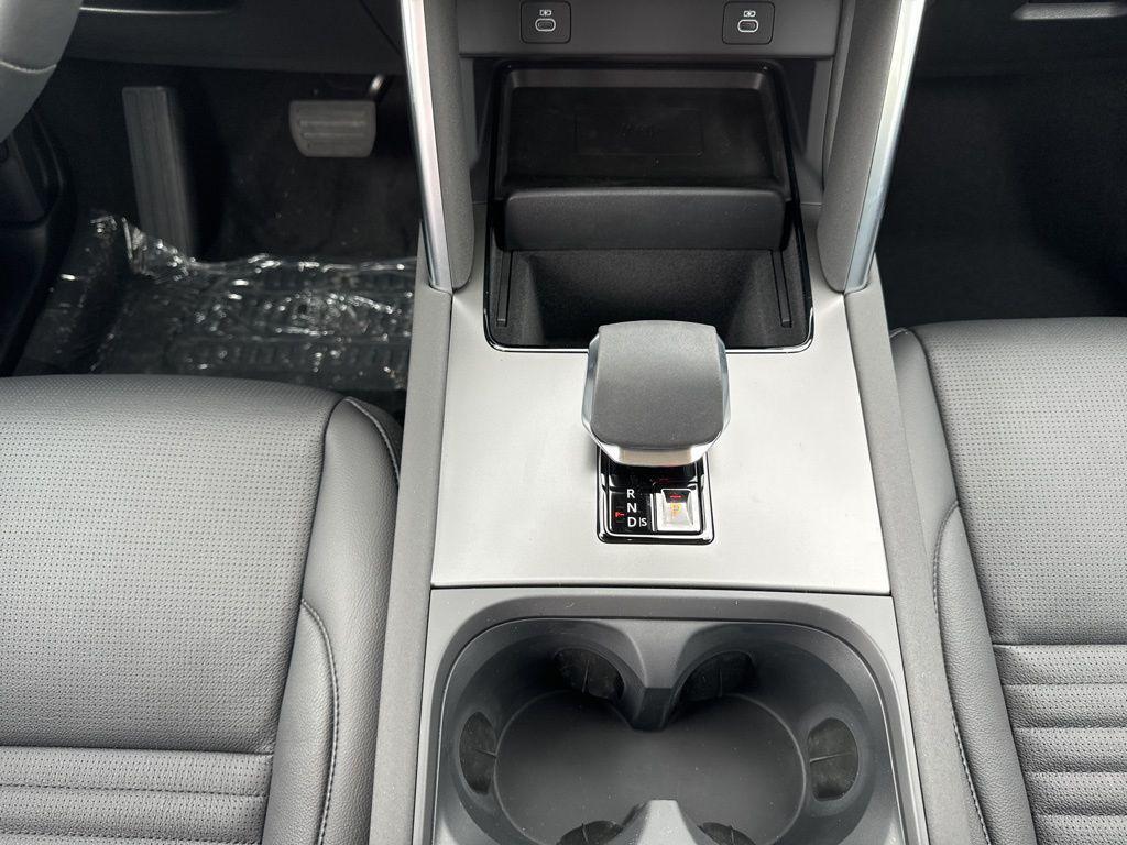 new 2024 Land Rover Discovery Sport car, priced at $38,948