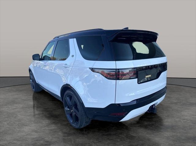 new 2024 Land Rover Discovery car, priced at $72,258