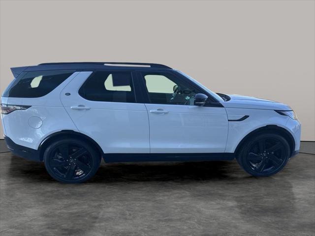 new 2024 Land Rover Discovery car, priced at $72,258