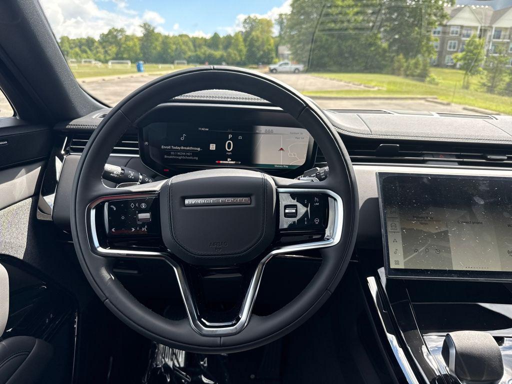 new 2025 Land Rover Range Rover Sport car, priced at $93,645