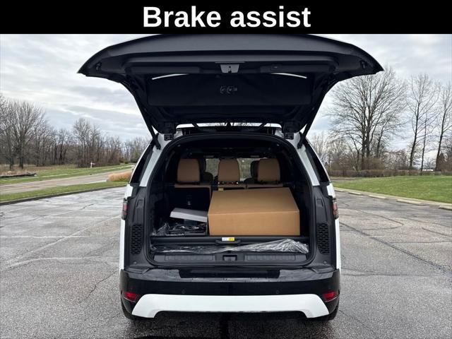 new 2025 Land Rover Discovery car, priced at $73,168