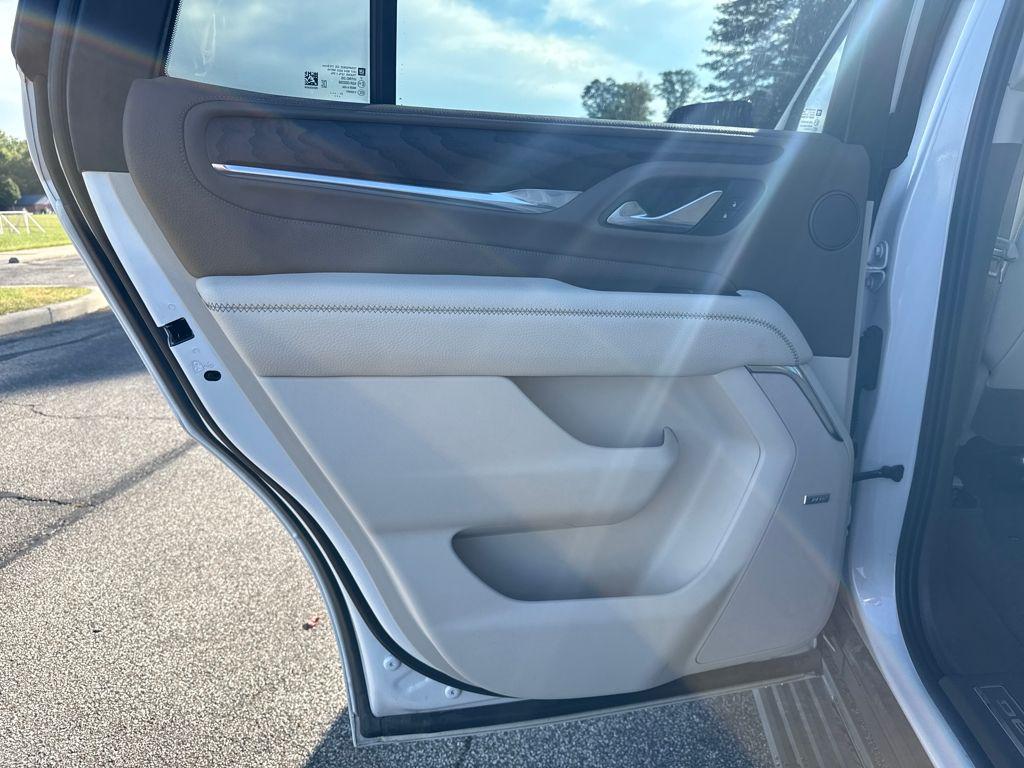 used 2022 GMC Yukon car, priced at $48,537