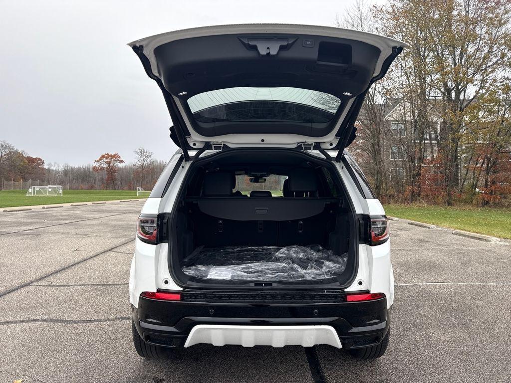 new 2025 Land Rover Discovery Sport car, priced at $46,268