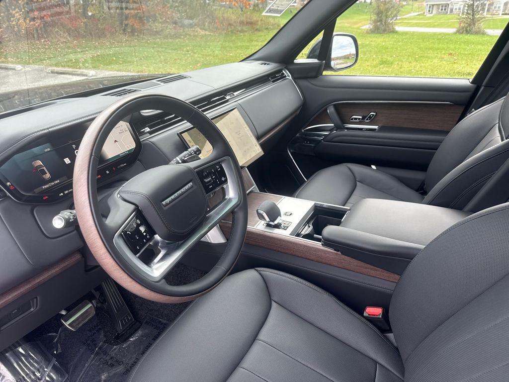 new 2025 Land Rover Range Rover car, priced at $128,910