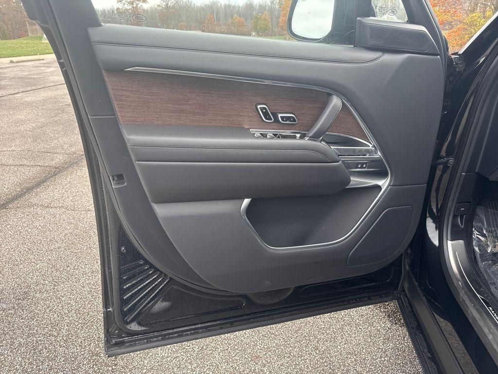 new 2025 Land Rover Range Rover car, priced at $128,910