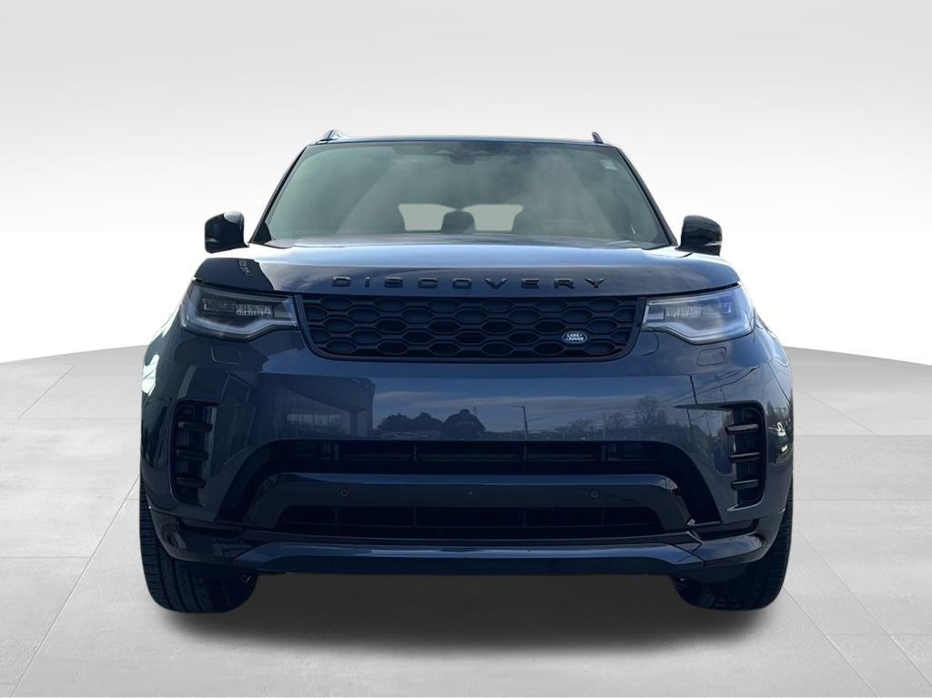 new 2024 Land Rover Discovery car, priced at $69,658