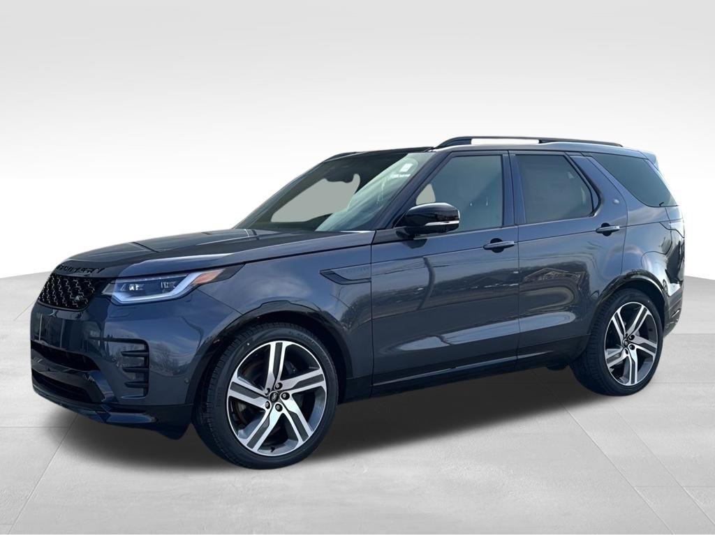 new 2024 Land Rover Discovery car, priced at $69,658