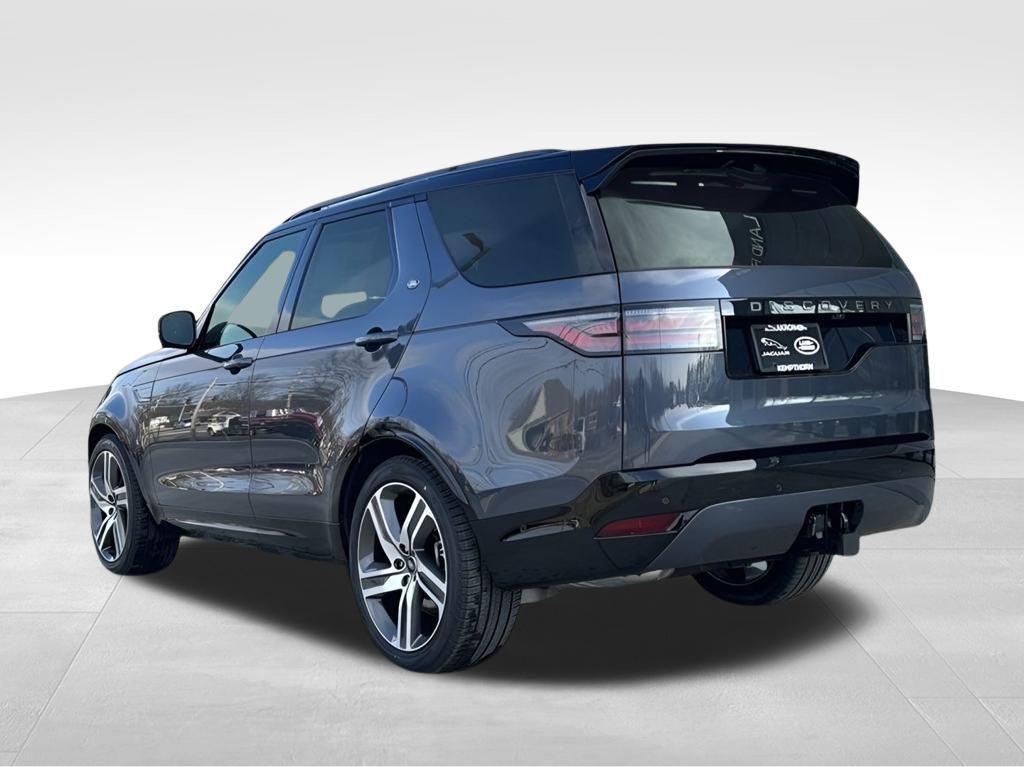 new 2024 Land Rover Discovery car, priced at $69,658