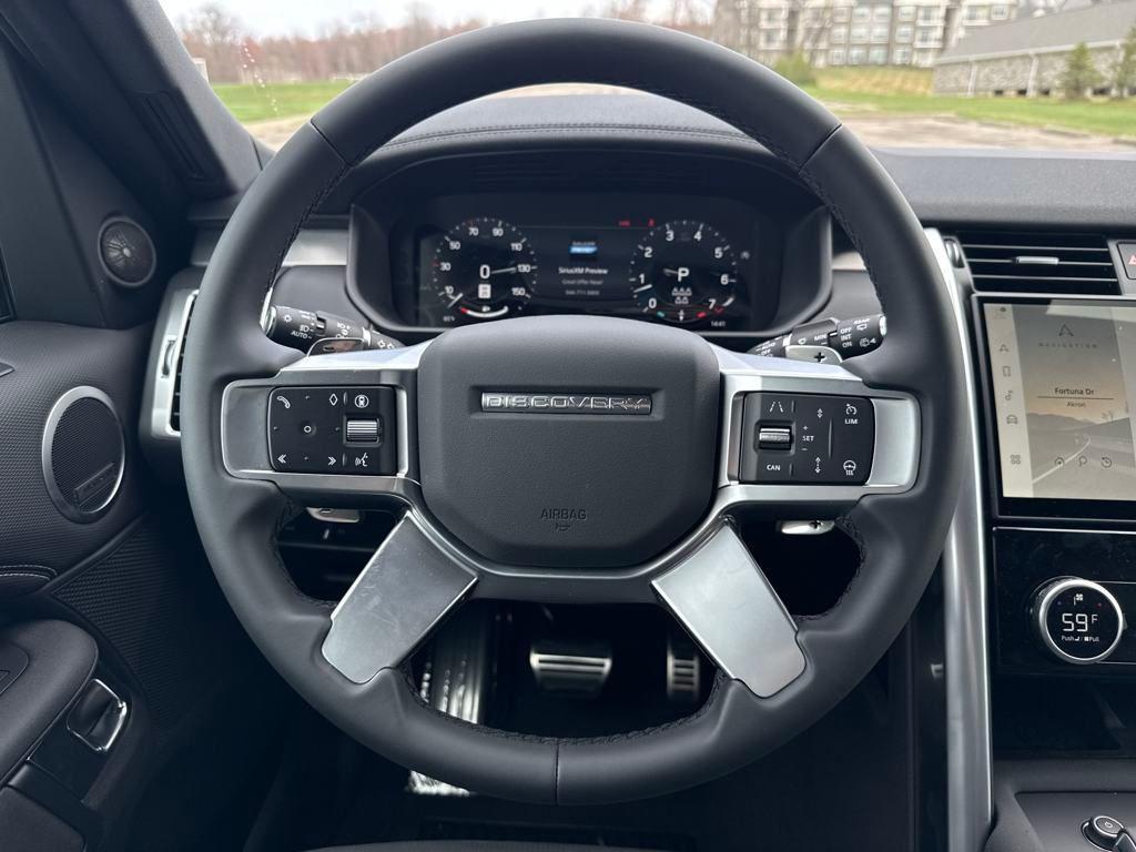 new 2025 Land Rover Discovery car, priced at $80,378