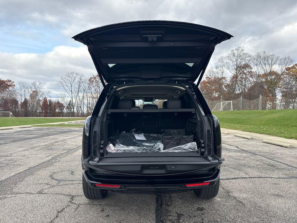 new 2025 Land Rover Range Rover car, priced at $126,855