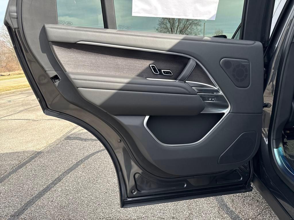 new 2025 Land Rover Range Rover car, priced at $156,530