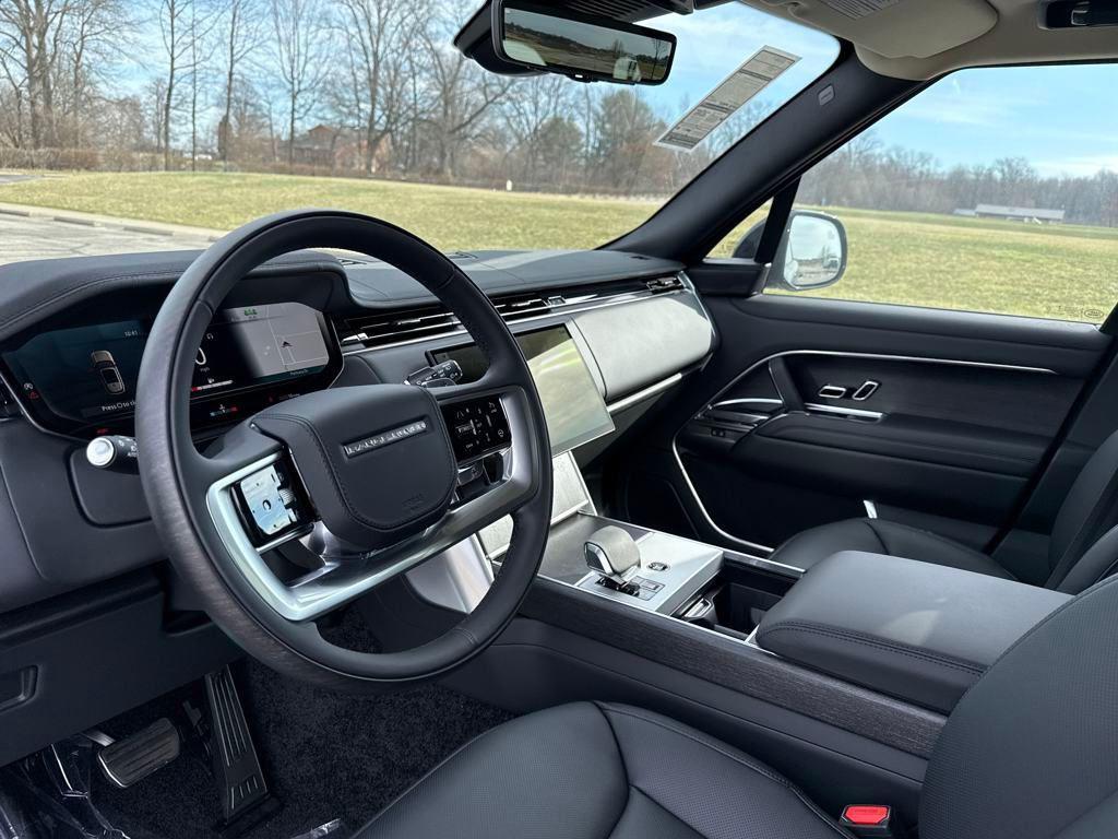 new 2025 Land Rover Range Rover car, priced at $156,530