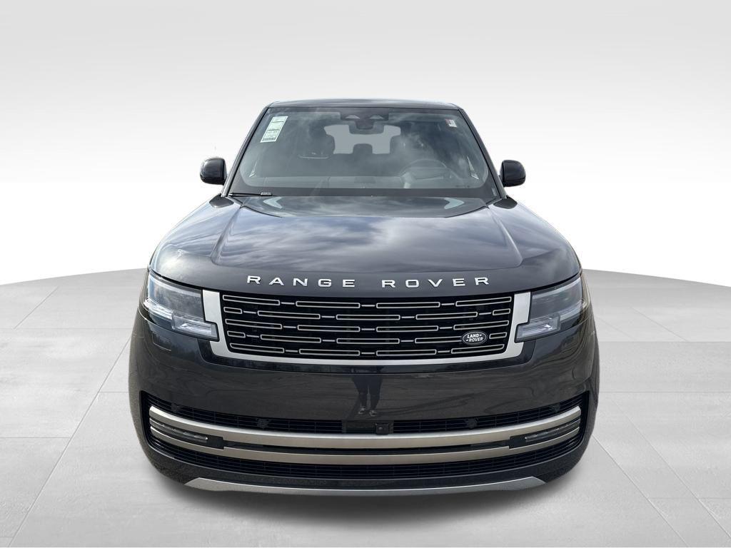 new 2025 Land Rover Range Rover car, priced at $156,530