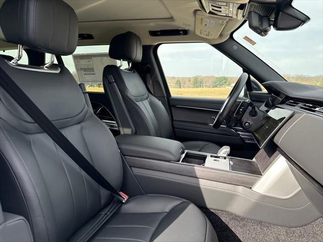 new 2025 Land Rover Range Rover car, priced at $156,530