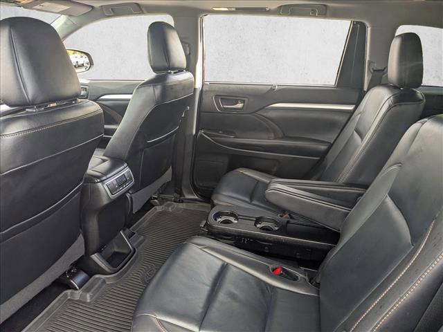 used 2019 Toyota Highlander car, priced at $25,807