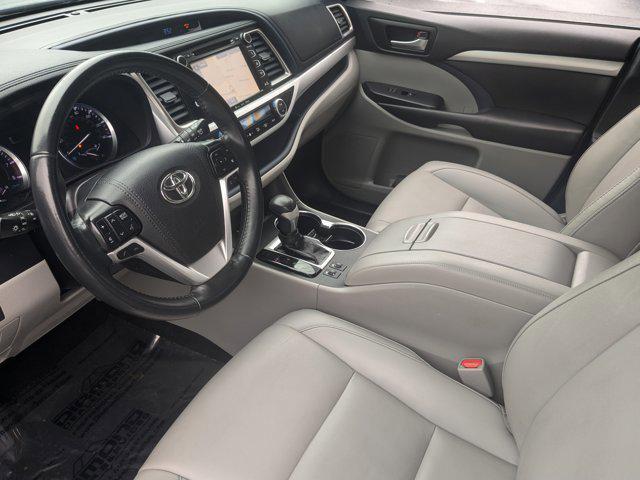 used 2019 Toyota Highlander car, priced at $26,495