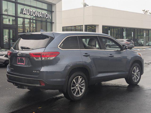 used 2019 Toyota Highlander car, priced at $26,495