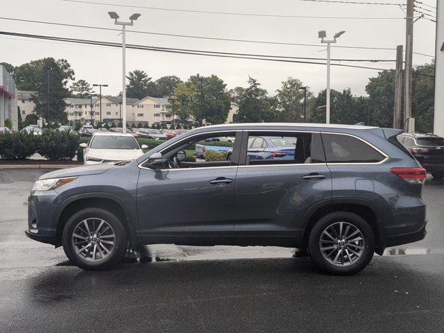 used 2019 Toyota Highlander car, priced at $26,495