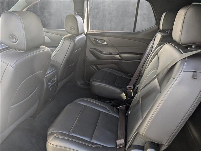 used 2022 Chevrolet Traverse car, priced at $25,213