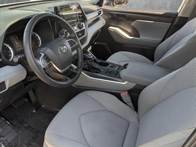 used 2022 Toyota Highlander car, priced at $29,999