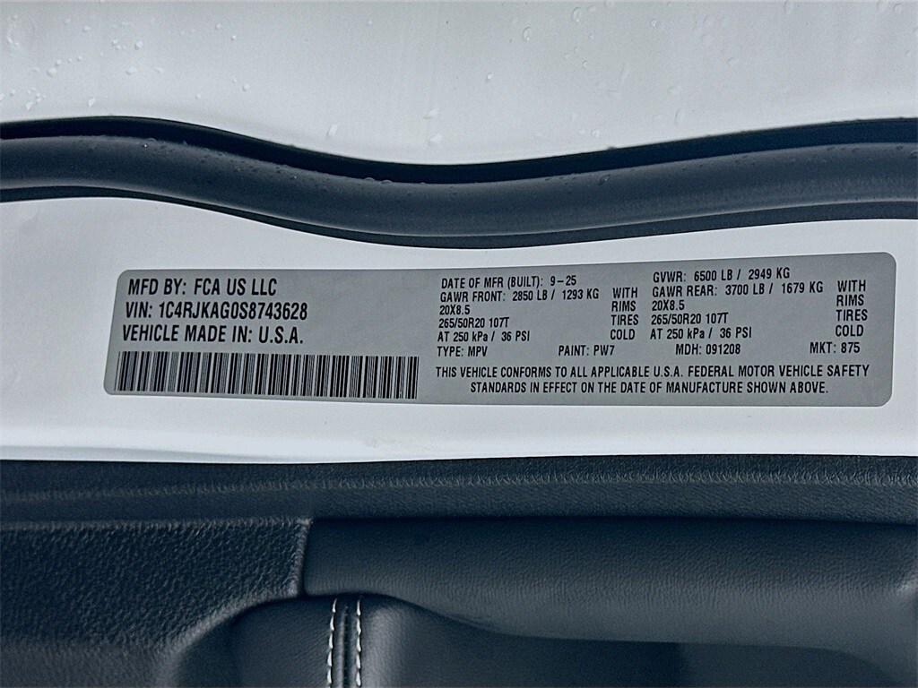 new 2025 Jeep Grand Cherokee L car, priced at $42,741