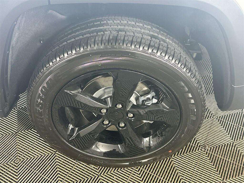 new 2025 Jeep Grand Cherokee L car, priced at $42,741