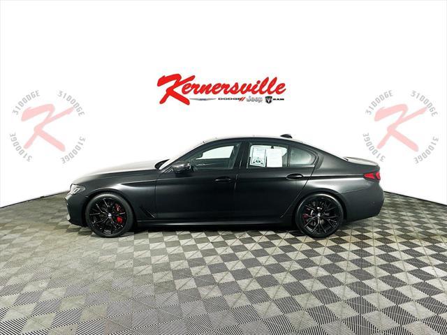 used 2022 BMW M550 car