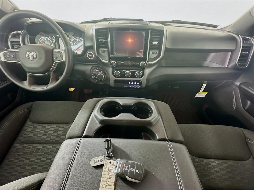 new 2025 Ram 1500 car, priced at $42,552