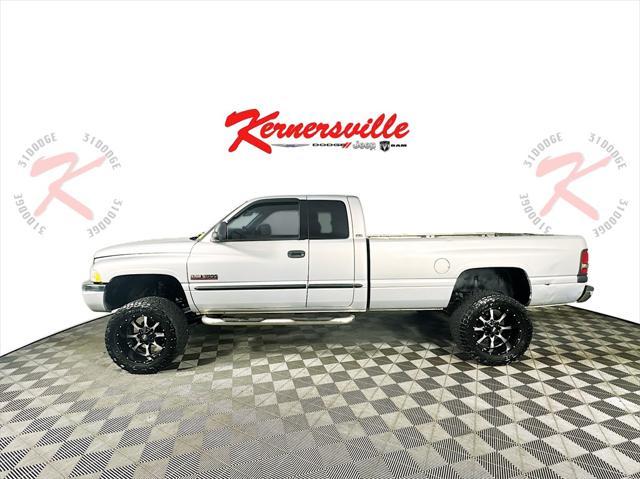 used 2000 Dodge Ram 2500 car, priced at $18,285