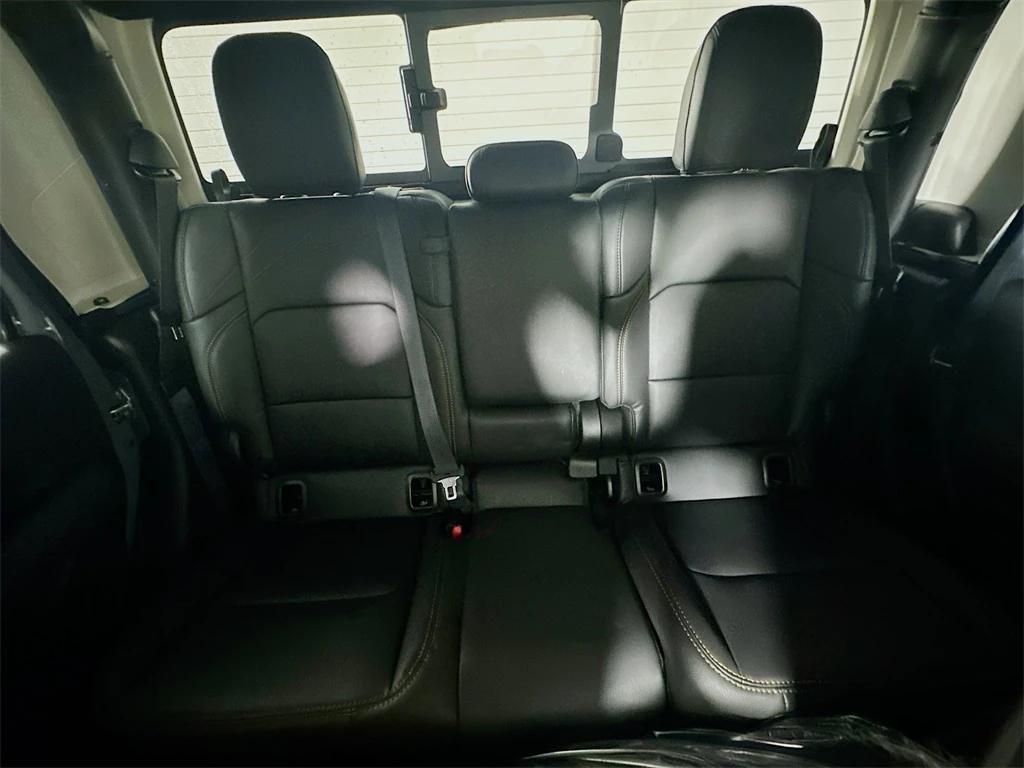 new 2025 Jeep Gladiator car, priced at $44,623