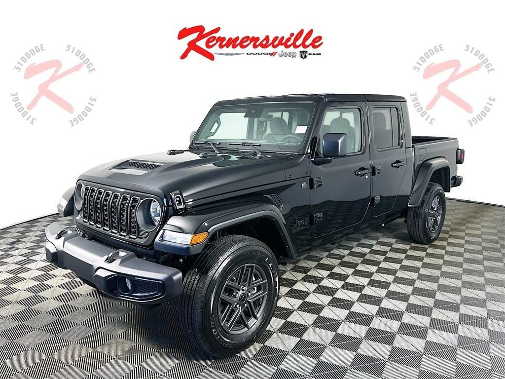 new 2025 Jeep Gladiator car, priced at $43,317