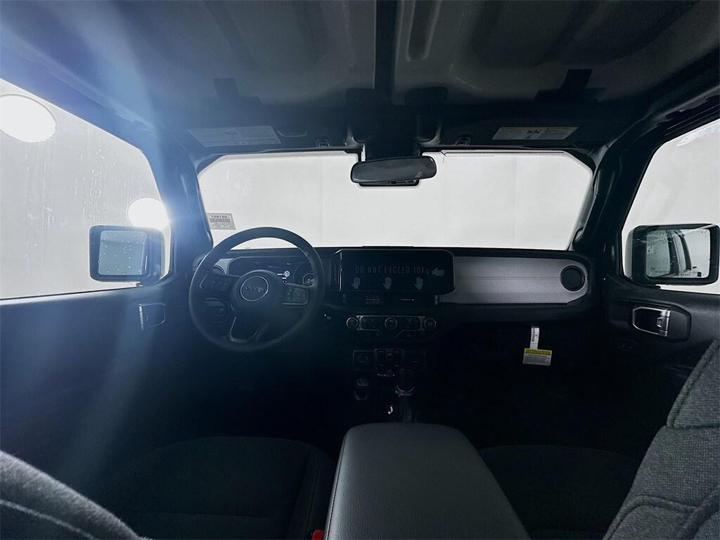 new 2025 Jeep Gladiator car, priced at $43,317