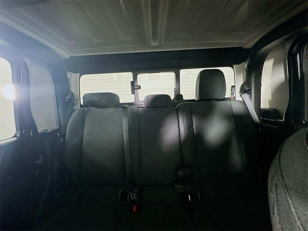 new 2025 Jeep Gladiator car, priced at $43,317