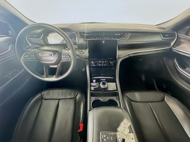 used 2024 Jeep Grand Cherokee L car, priced at $35,935
