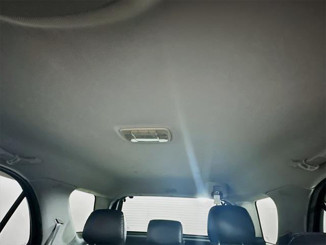 used 2009 Kia Sorento car, priced at $9,585