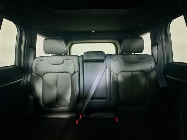 new 2025 Jeep Grand Cherokee car, priced at $46,010