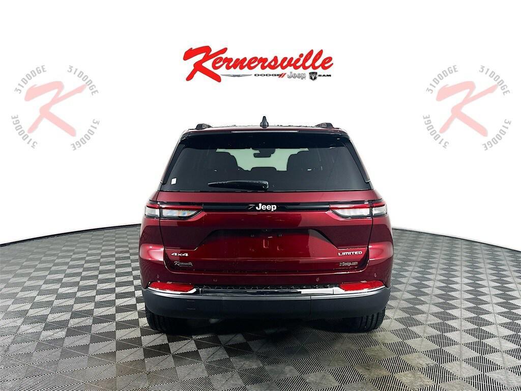 new 2025 Jeep Grand Cherokee car, priced at $46,010