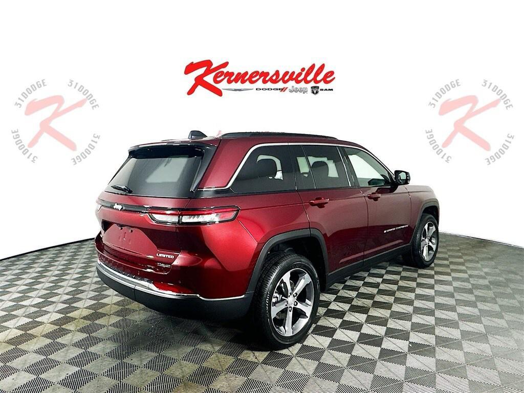 new 2025 Jeep Grand Cherokee car, priced at $46,010