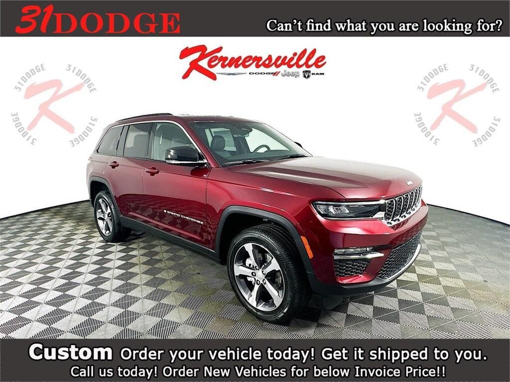 new 2025 Jeep Grand Cherokee car, priced at $46,010