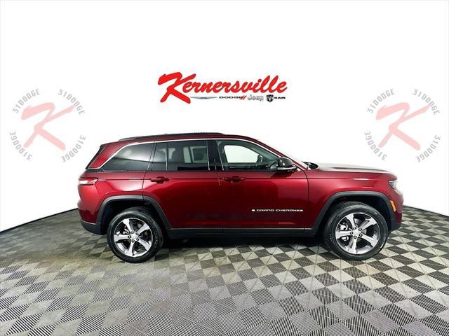new 2025 Jeep Grand Cherokee car, priced at $46,010