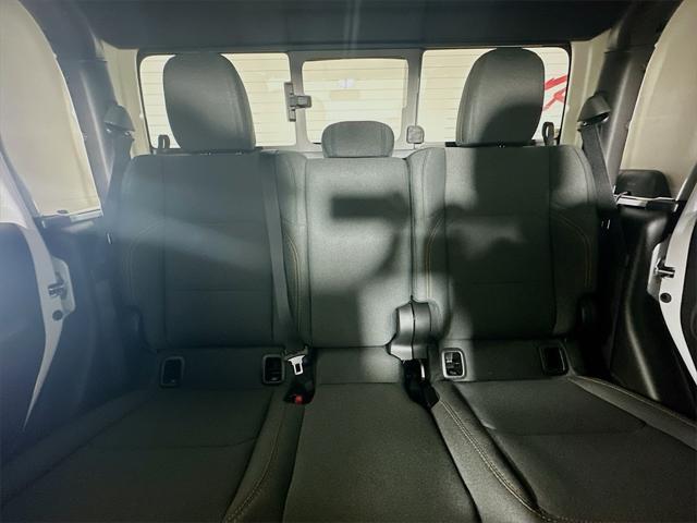 new 2025 Jeep Gladiator car, priced at $39,205