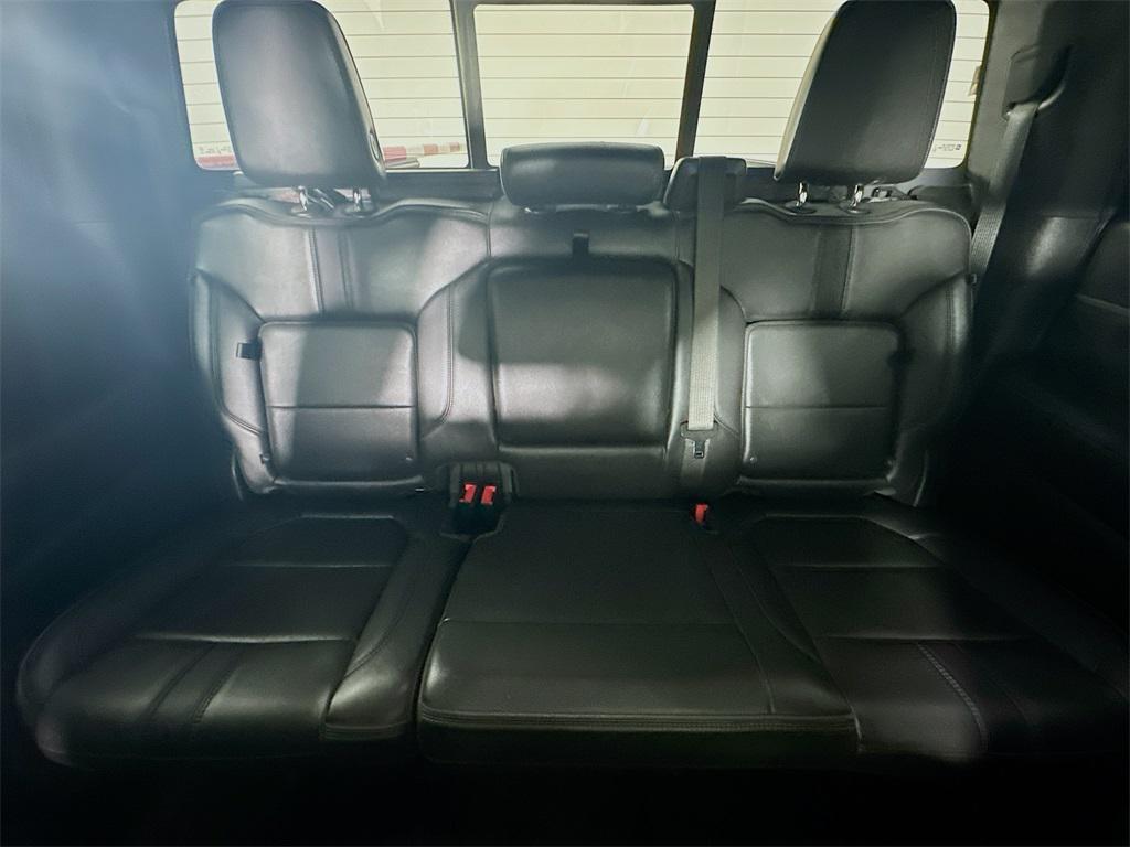 used 2022 Chevrolet Silverado 1500 car, priced at $31,185