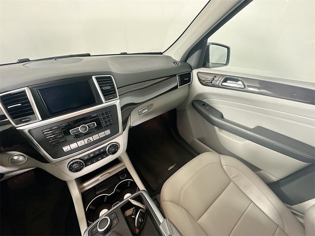 used 2015 Mercedes-Benz M-Class car, priced at $12,485