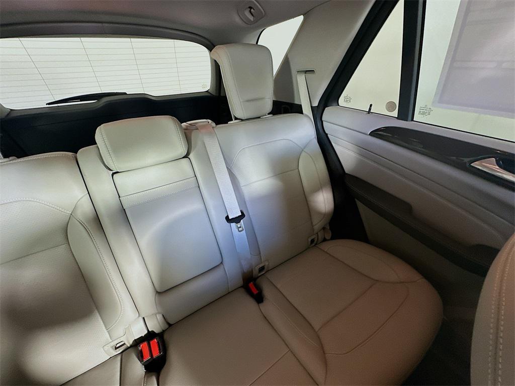 used 2015 Mercedes-Benz M-Class car, priced at $12,485